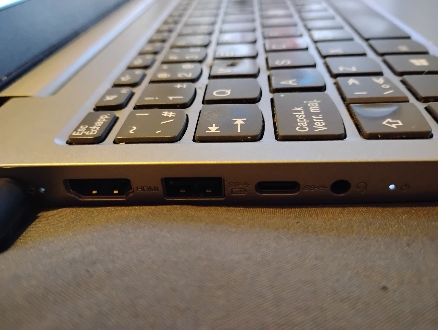 Lenovo Laptop - photo 3