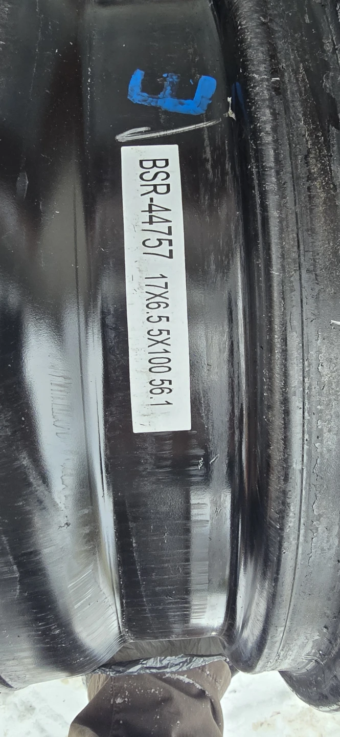 Iron rims 17X6.5 5X100 56.1, good conditions.