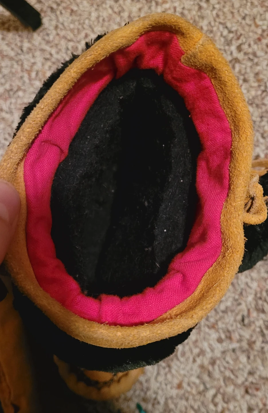 Handmade Childrens Moccasins - photo 3