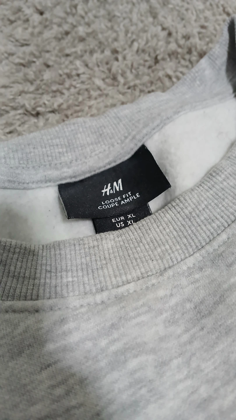 H&M Grey Crewneck Sweatshirt - photo 2