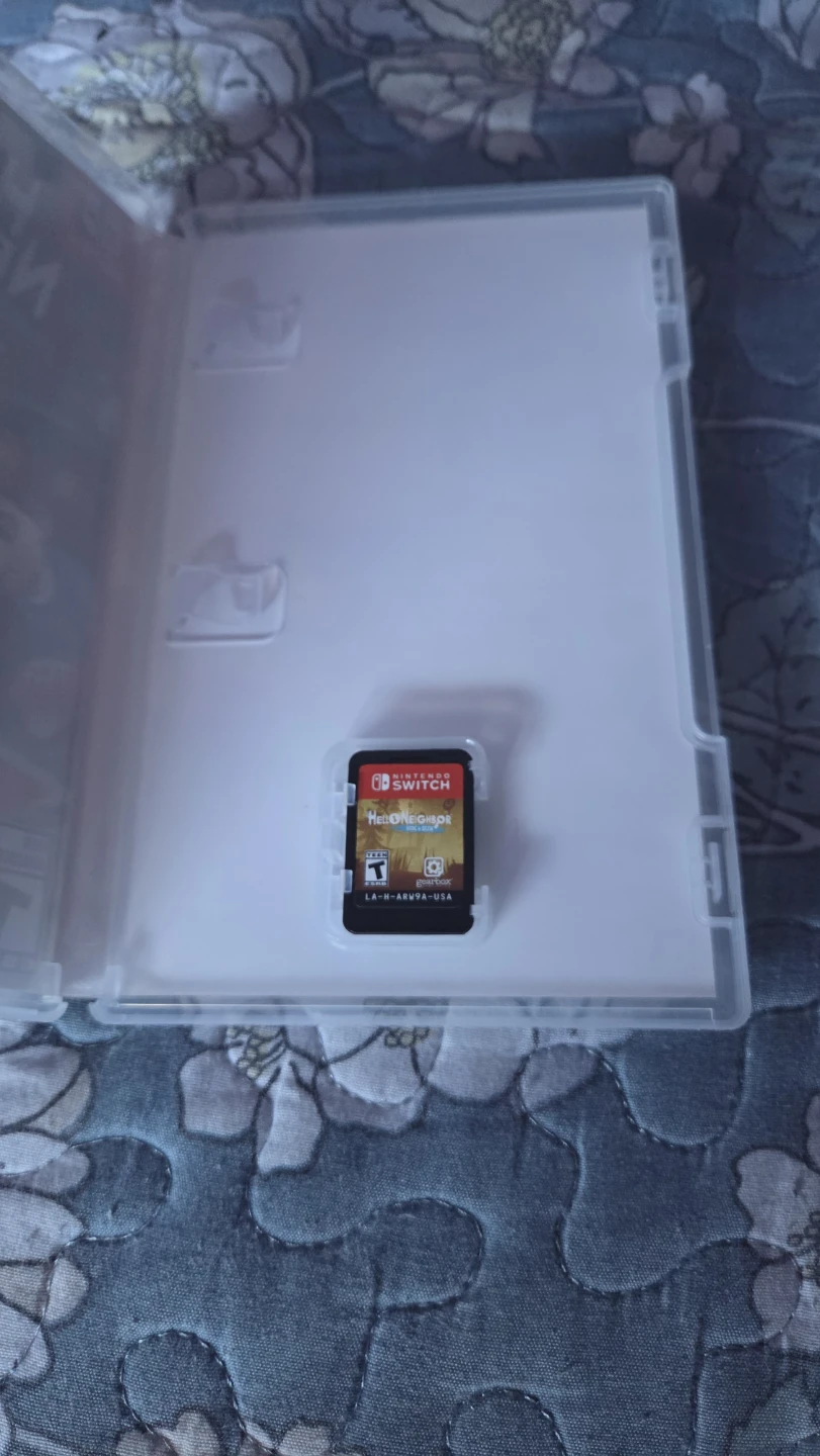 Hello Neighbor Hide & Seek Nintendo Switch Game - photo 2