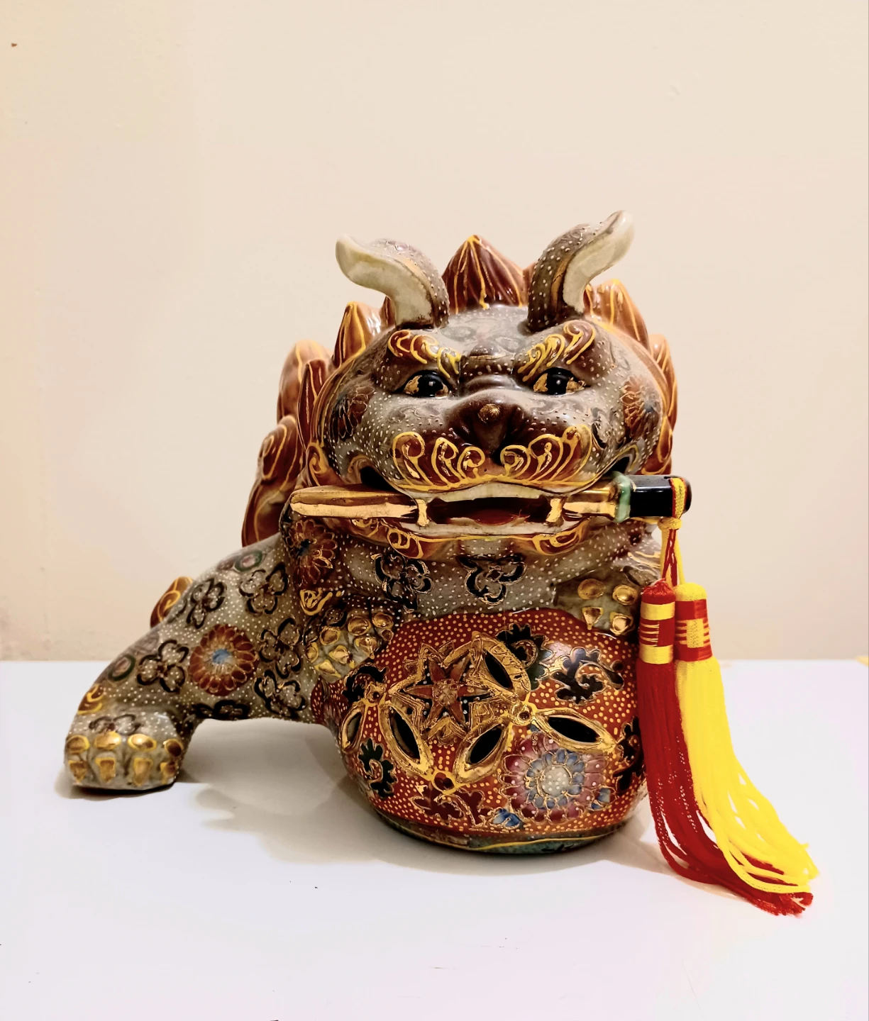 Unique Hand Crafted Chinese Foo Dog Lion Statue