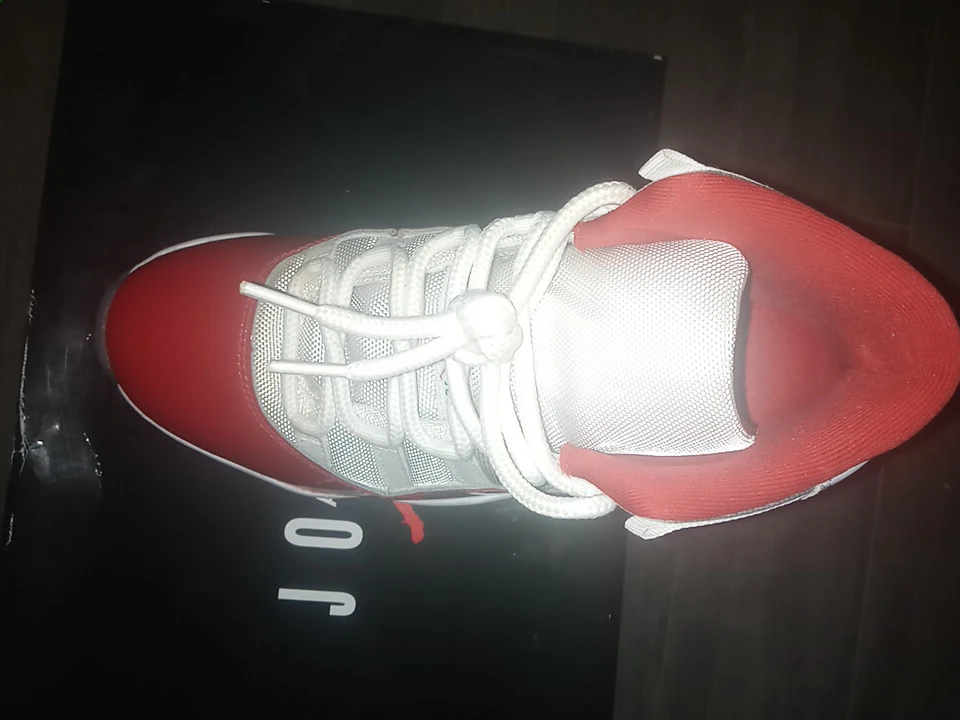 Air Jordan 11 Retro Cherry Red - photo 2