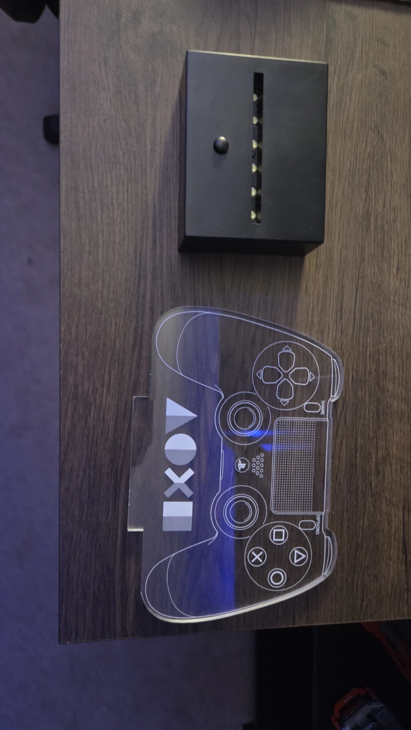 Controller Gear PS4 Light & Stand