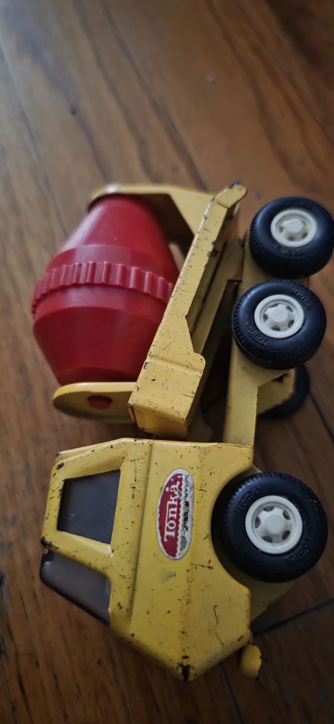 Vintage Tonka Trucks - Set of 6 - photo 3