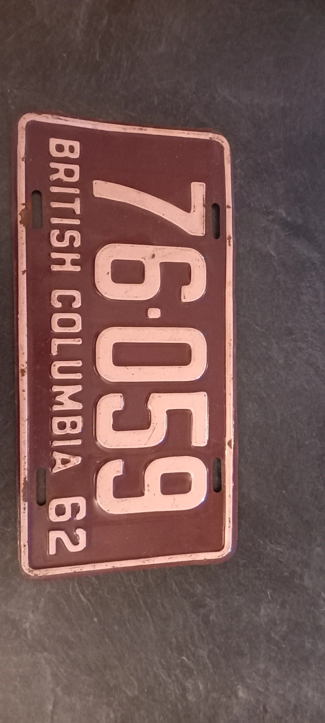 1962 British Columbia License Plate 76-059 - photo 2