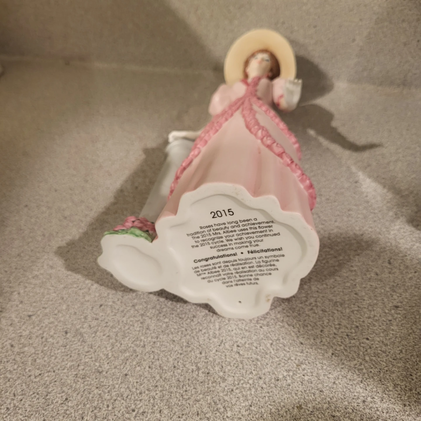 Vintage Avon 2015 Mrs. Albee Figurine - photo 3
