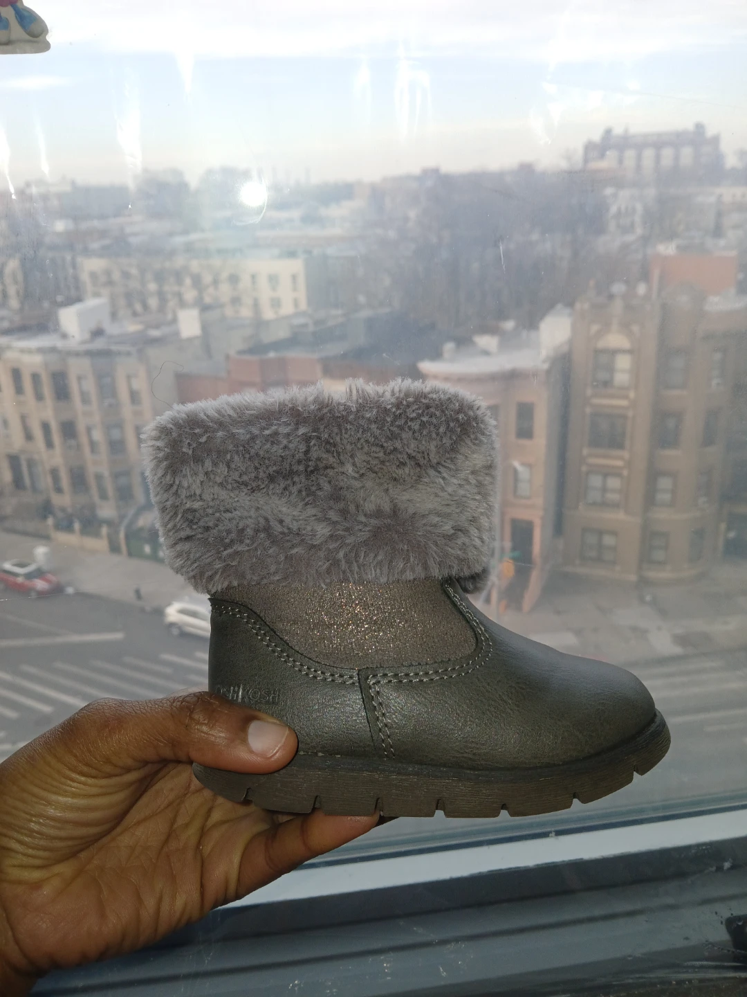 OshKosh B'gosh Gray Faux Fur Lined Winter Boots - photo 4