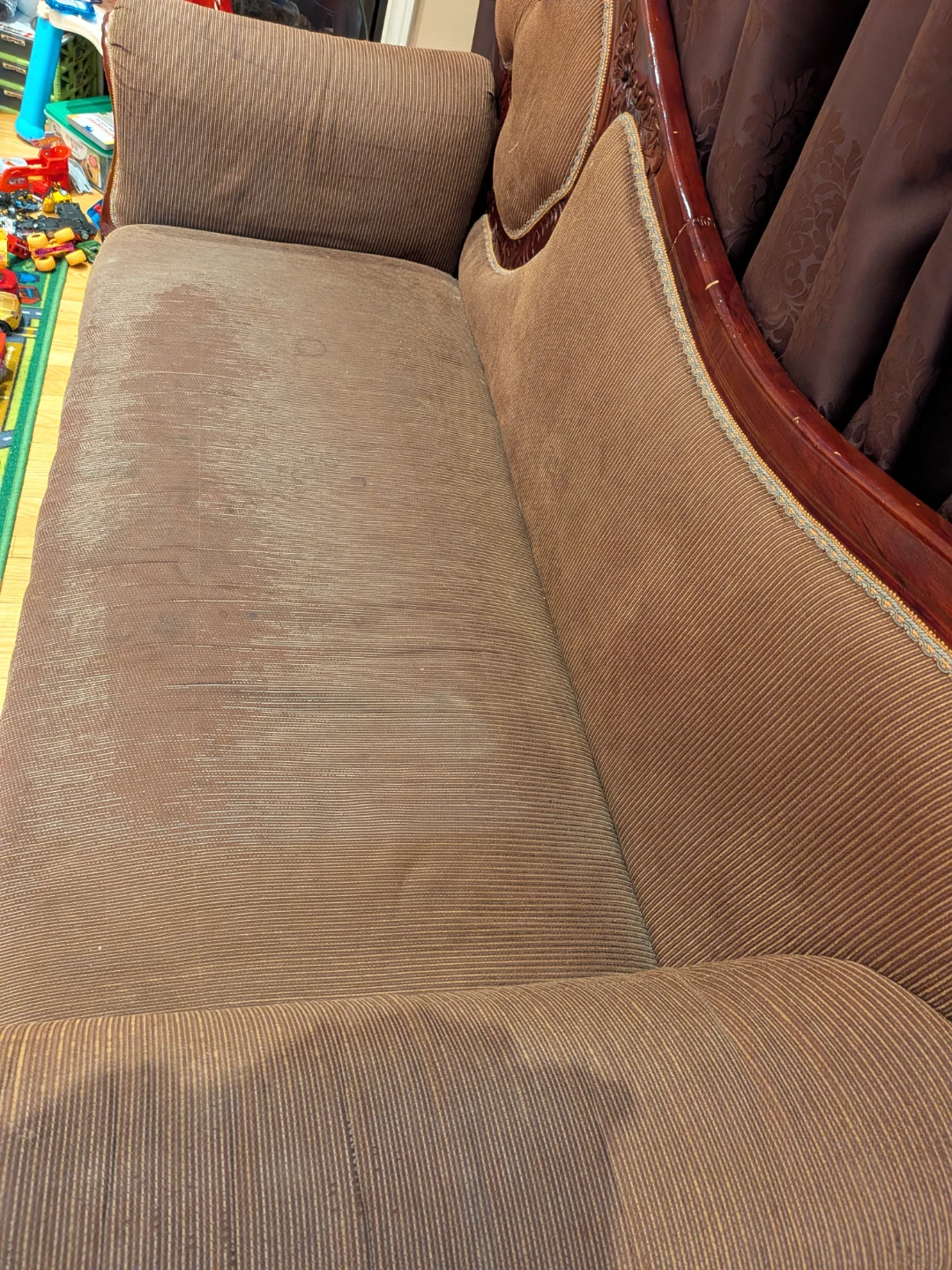 Antique Style Brown Chaise Lounge - photo 3