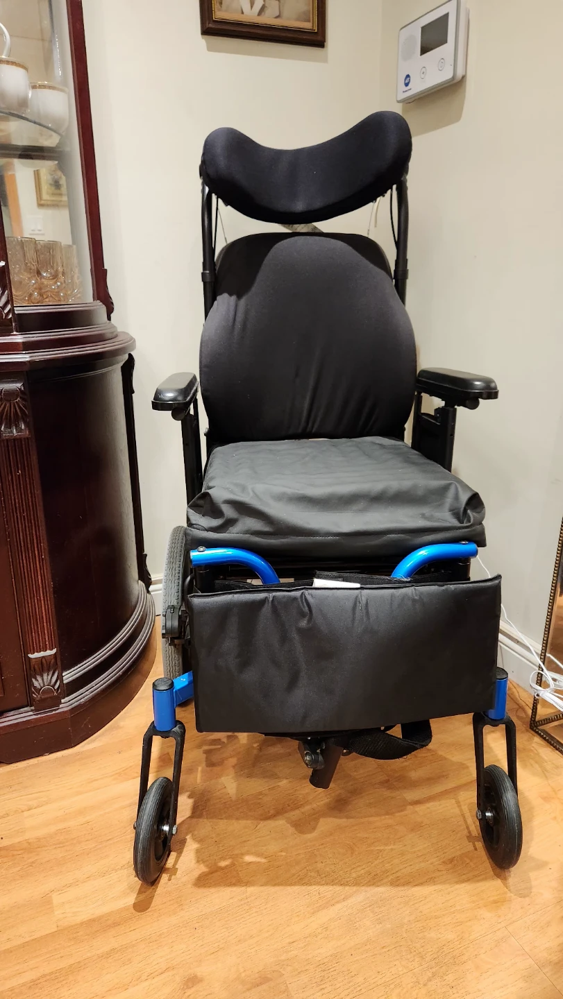 Tiltable manual Wheelchair - photo 3