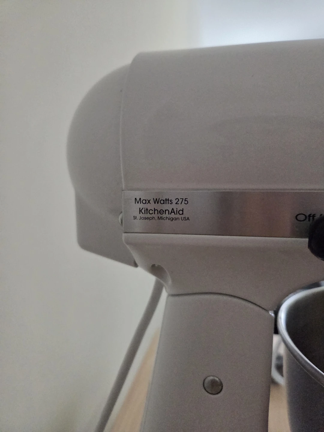 KitchenAid Classic Series 4.5-Quart Stand Mixer - photo 5