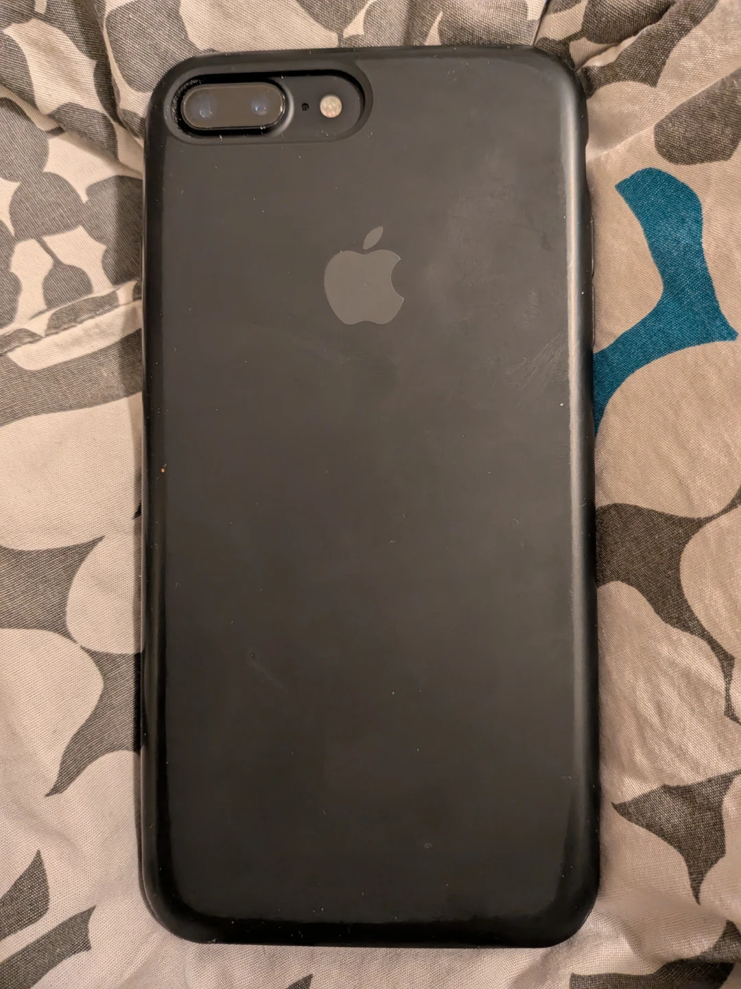 iPhone 7 Plus Black 256 GB with Case and Screen Protector - photo 2