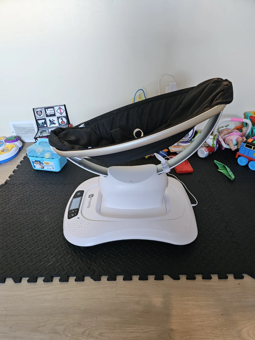 4moms MamaRoo Baby Swing - Black - photo 3