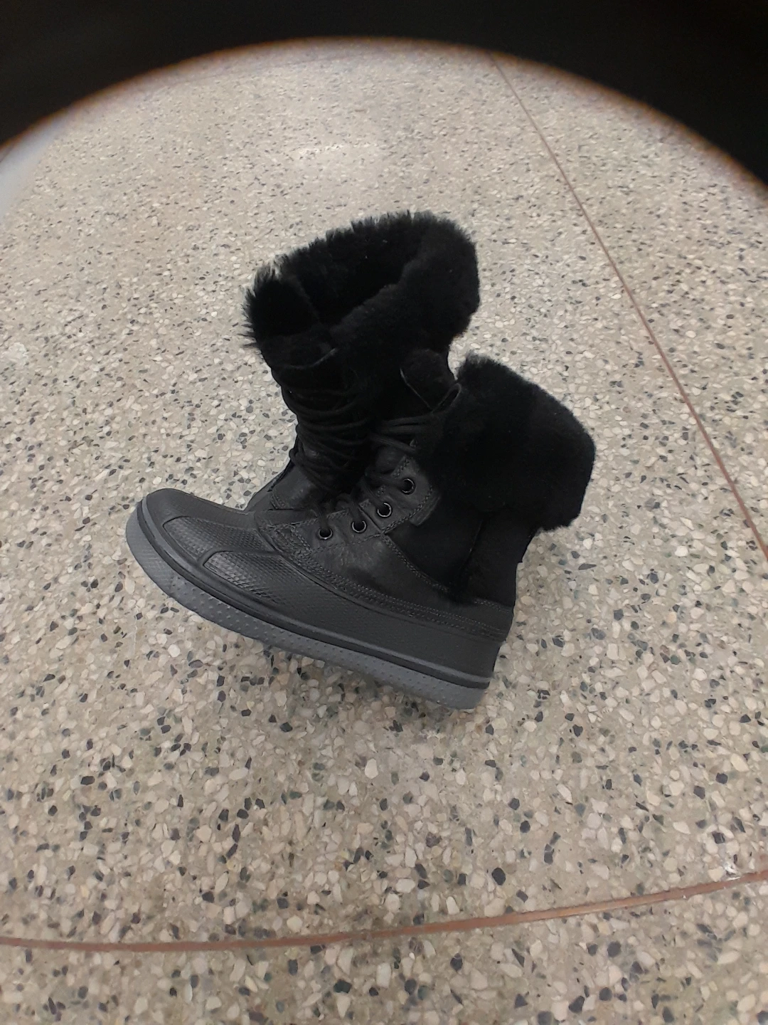Black Fur Lined Winter Boots Original corc - photo 4