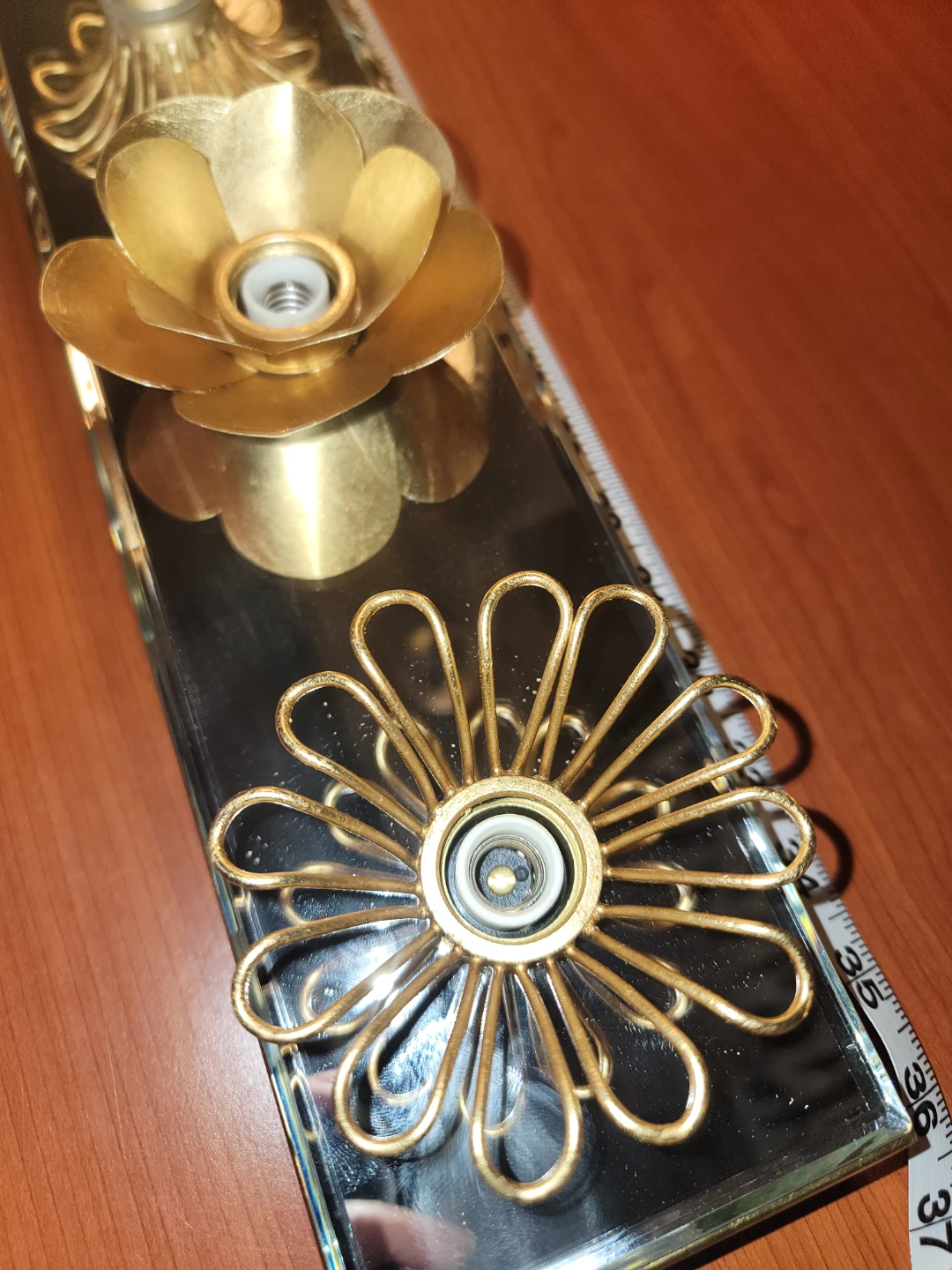 Visual Comfort & Co. Gold Flower Light Bar 36" - photo 4