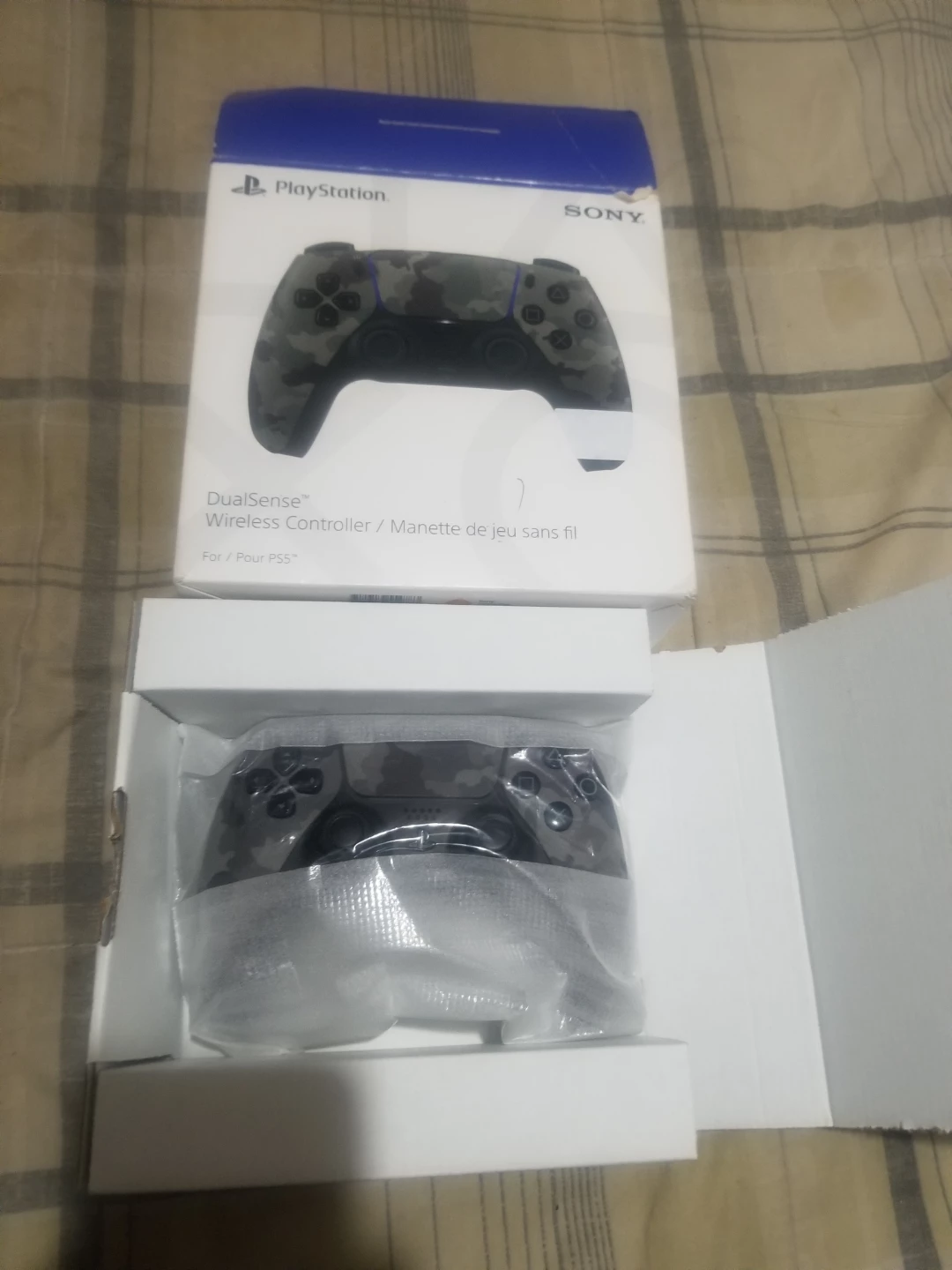 New Sony PlayStation 5 DualSense Wireless Controller - Grey Camo - photo 2