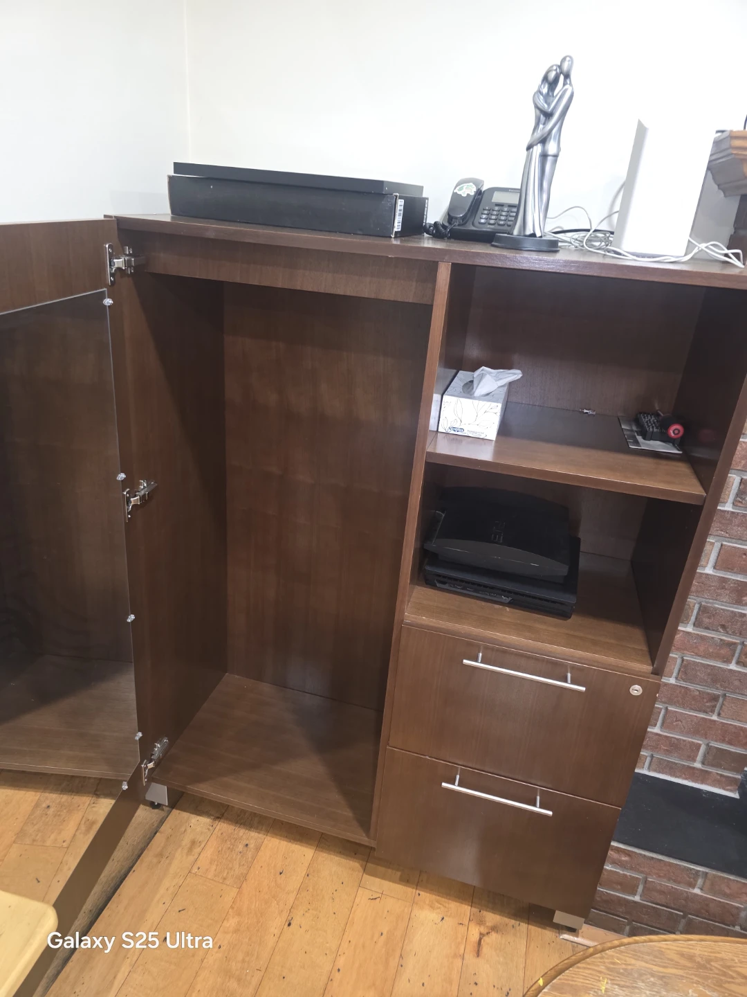 Brown Wooden Cabinet - photo 2