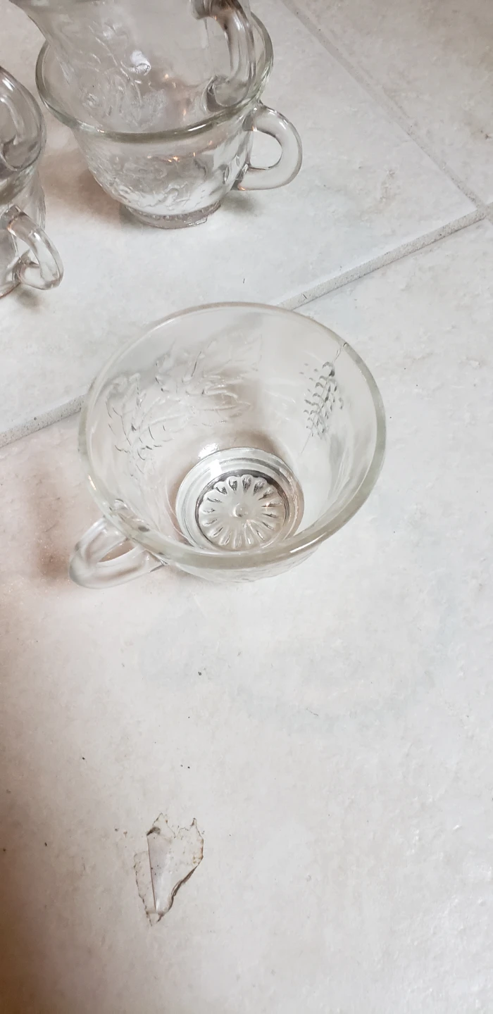Vintage Clear Glass Tea Cups with Grapevine Design - photo 2