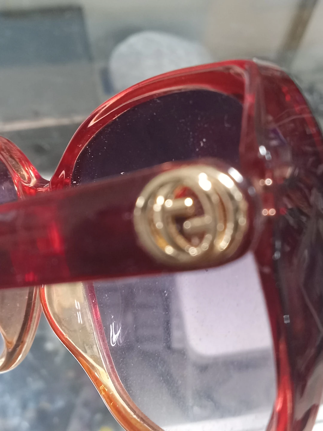 Gucci Sunglasses Red - photo 2