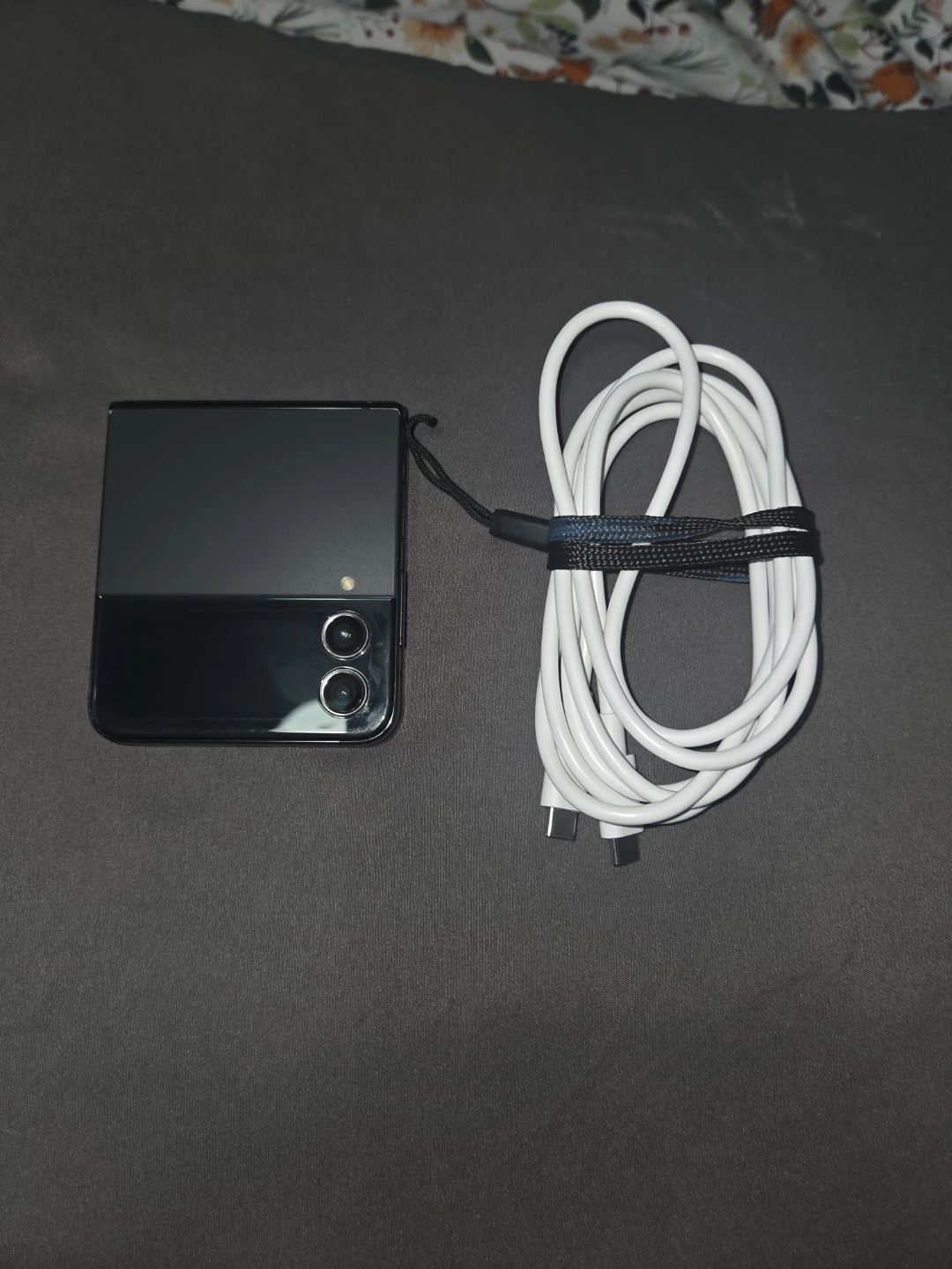 Galaxy Z flip 4 Verizon unlocked