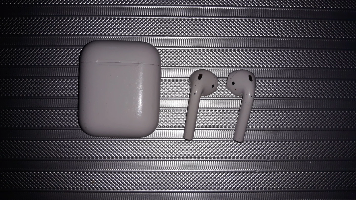 Apple AirPods Case