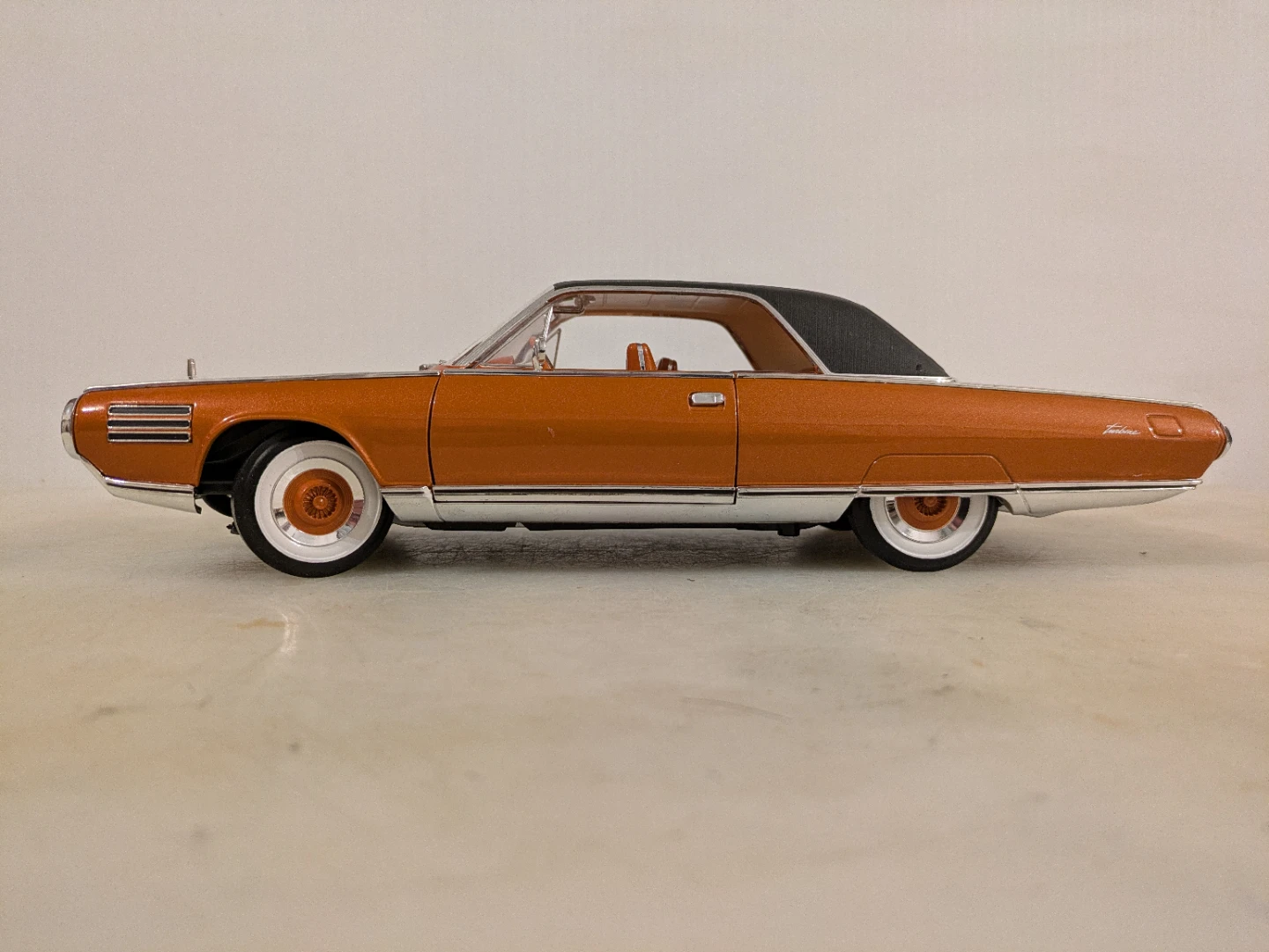 1963 Chrysler Turbine Car Diecast Model , 1:18 Scale