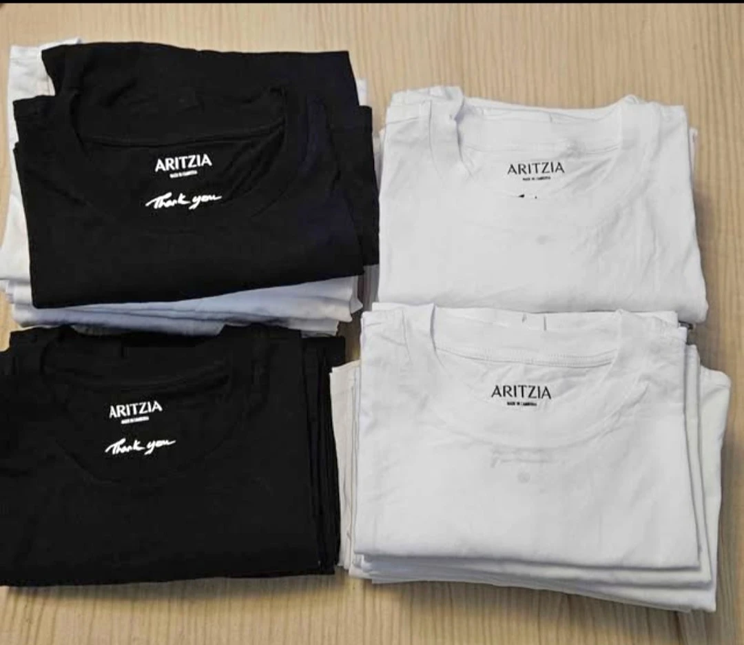 Aritzia T-Shirts Sizes: White XL M S, Black-Small