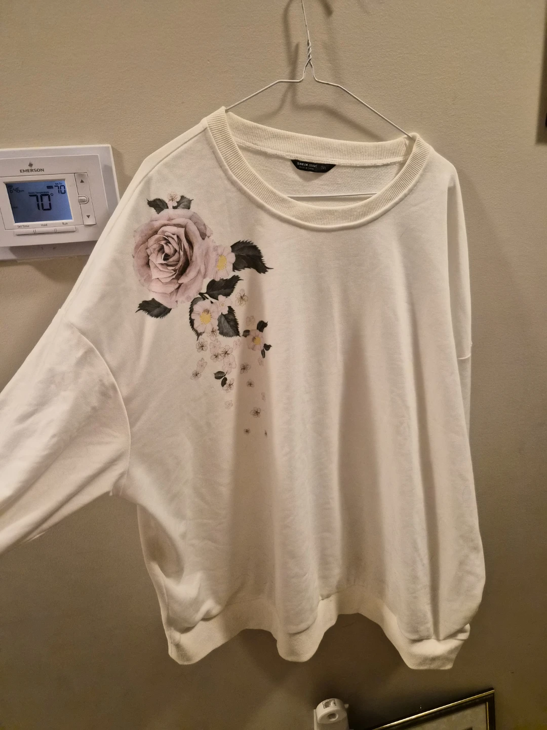 SHEIN CURVE White Floral Print Sweatshirt Size 3XL - photo 2