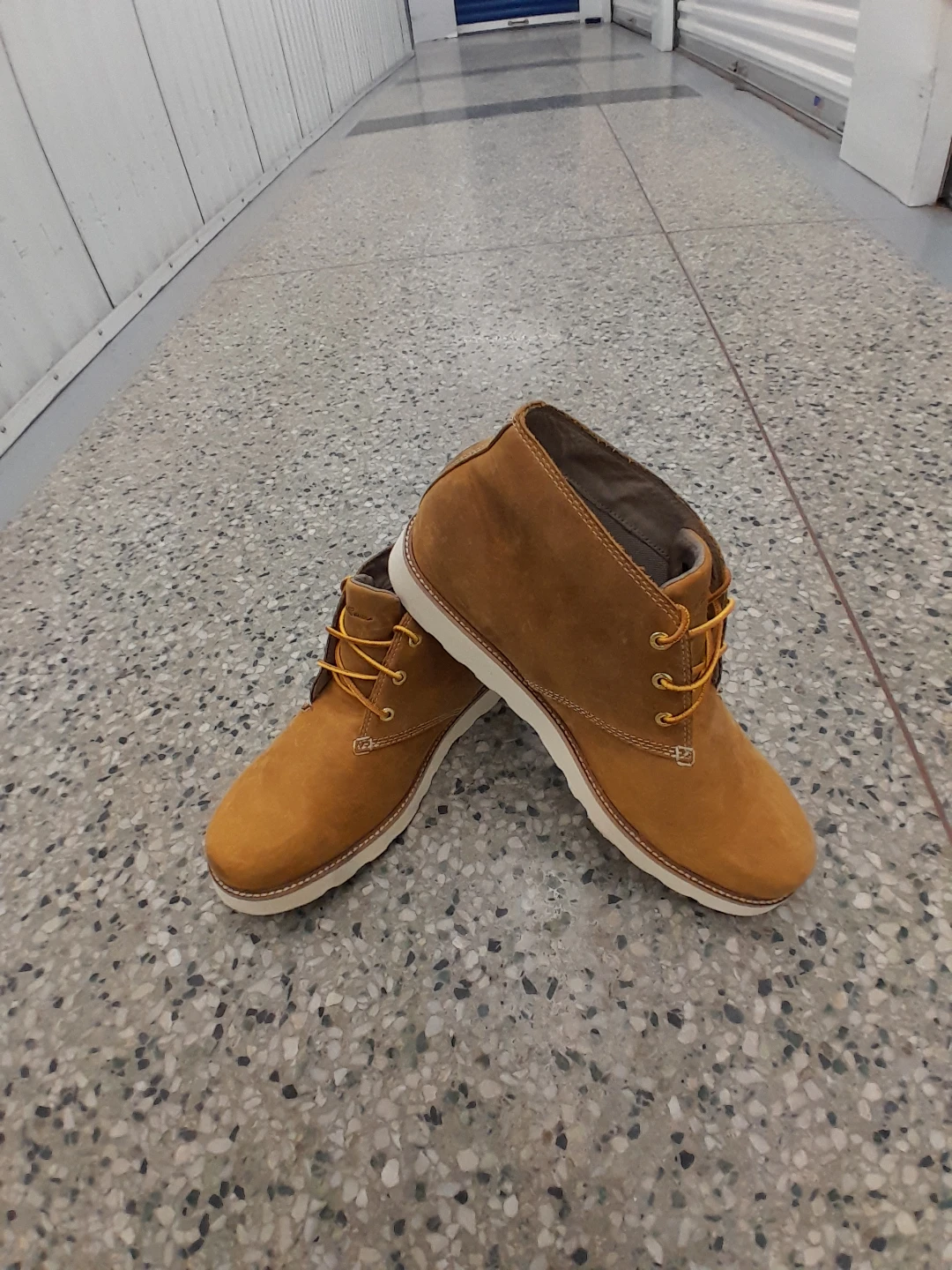 Eddie Bauer Men's Chukka Boots  Men's Size 13 - photo 4