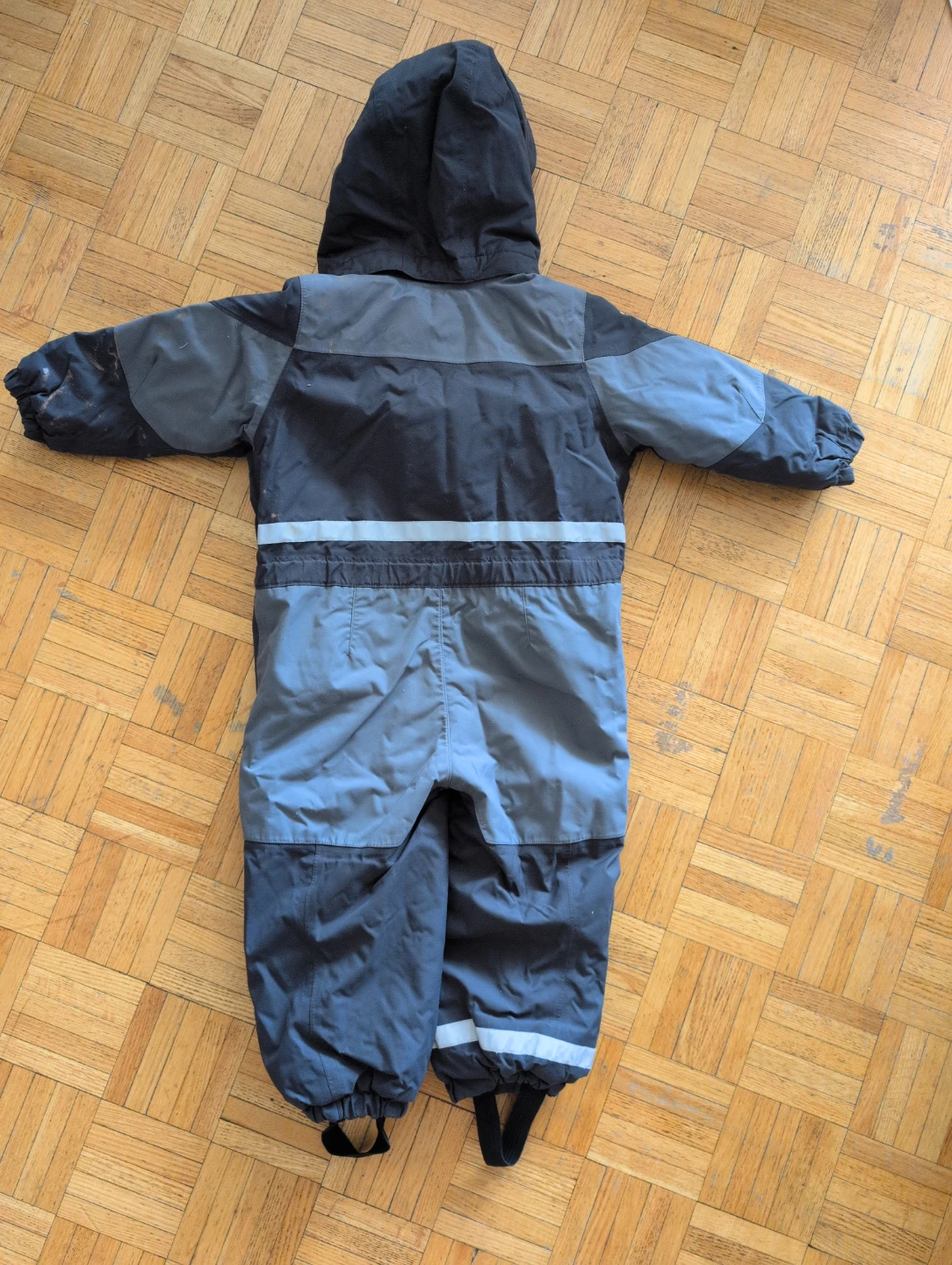 H&M Sport Snowsuit Size 2-3Y - photo 3