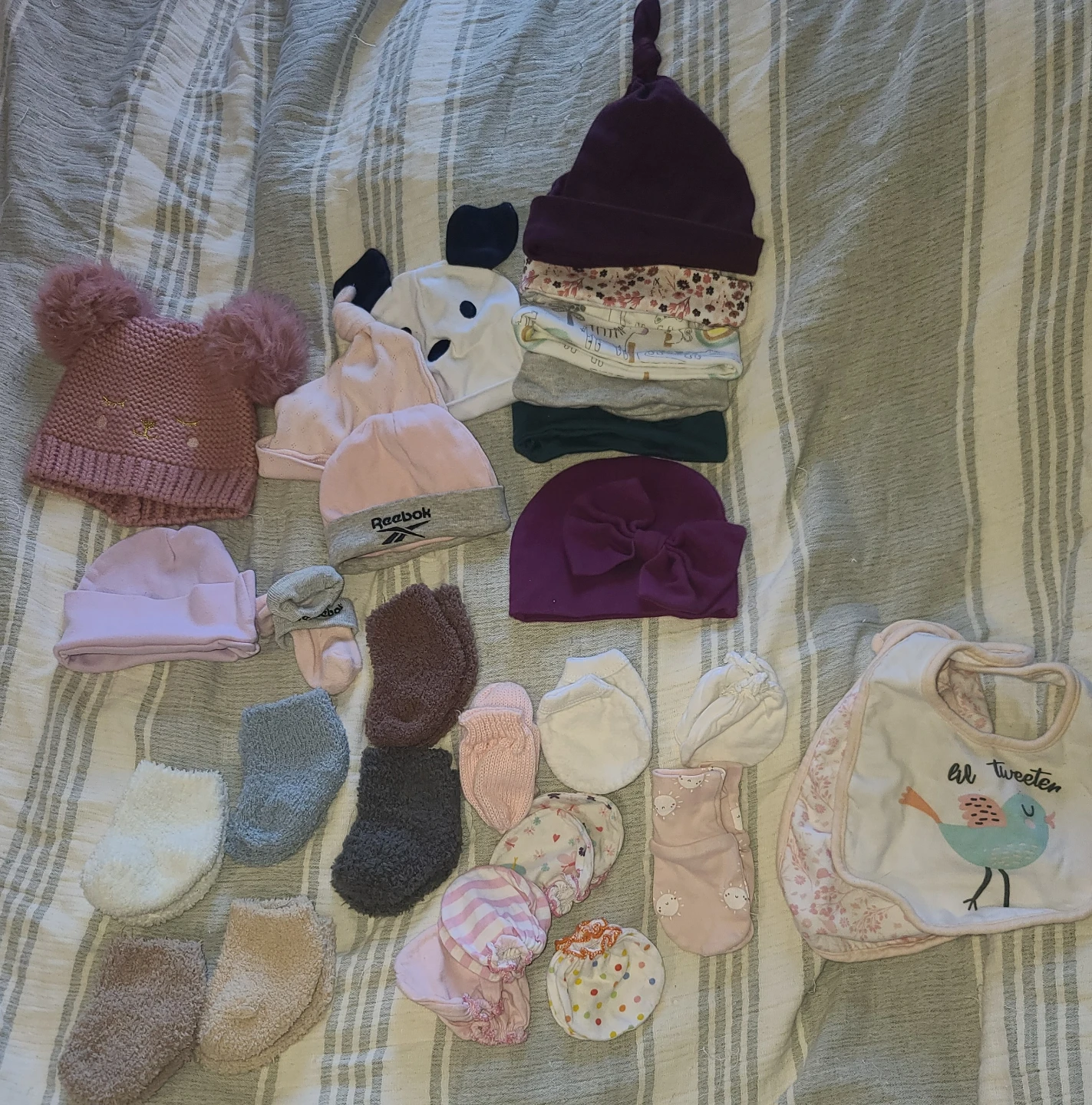 Baby Hats & Socks Bundle 🥕 - photo 2