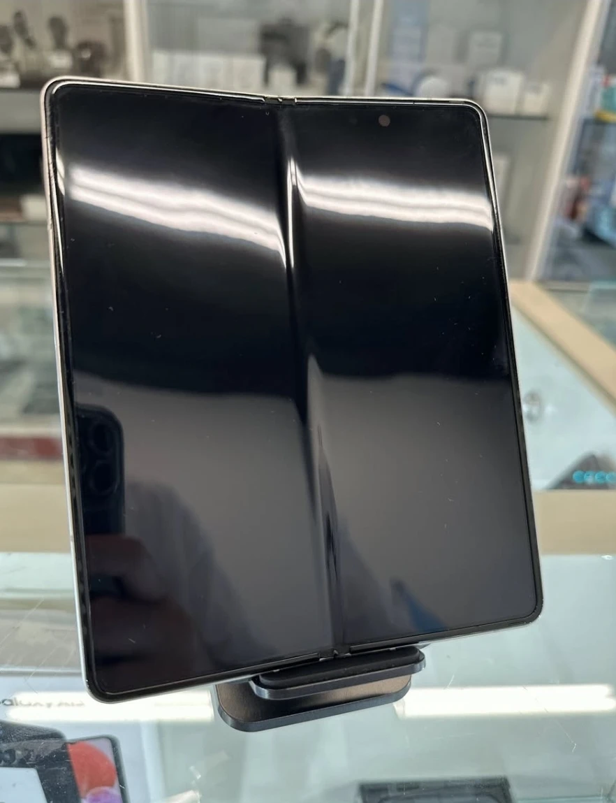 Samsung Galaxy Z Fold5 256gb 12GB Ram Unlocked  lean - photo 3