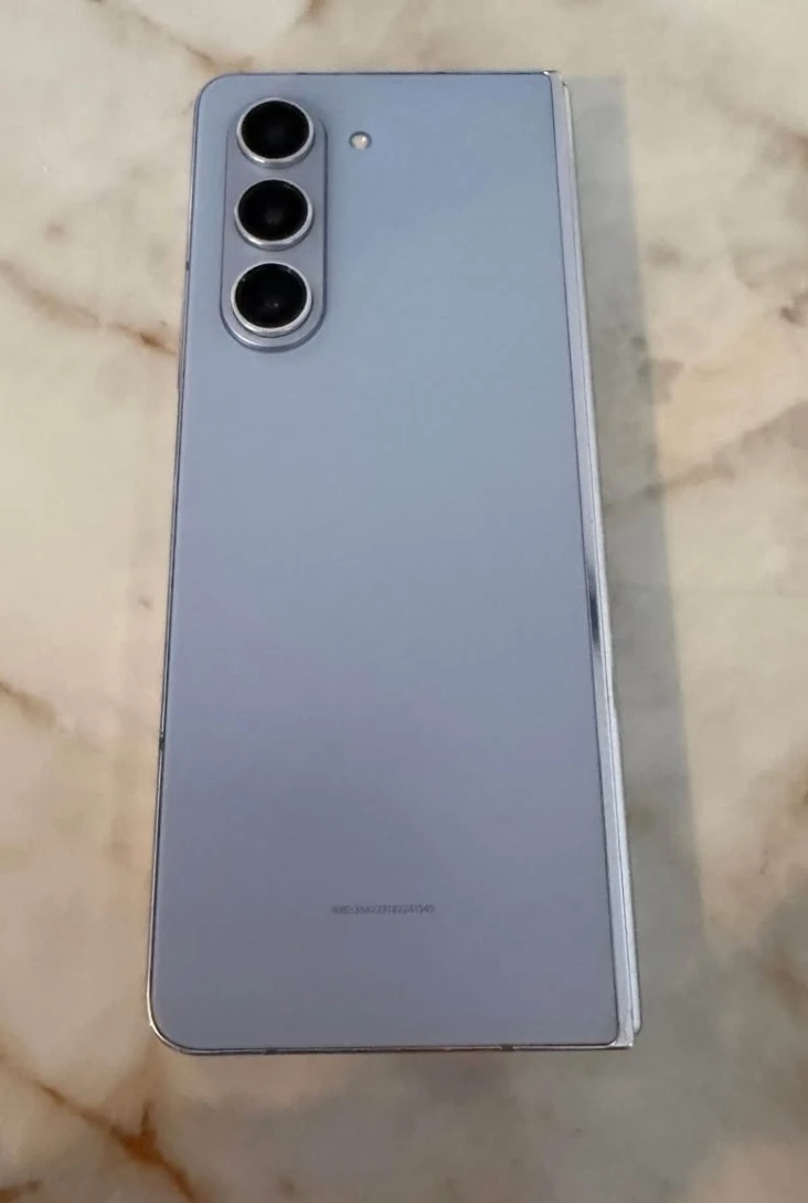 Samsung Galaxy Z Fold5 256gb 12GB Ram Unlocked  lean - photo 4
