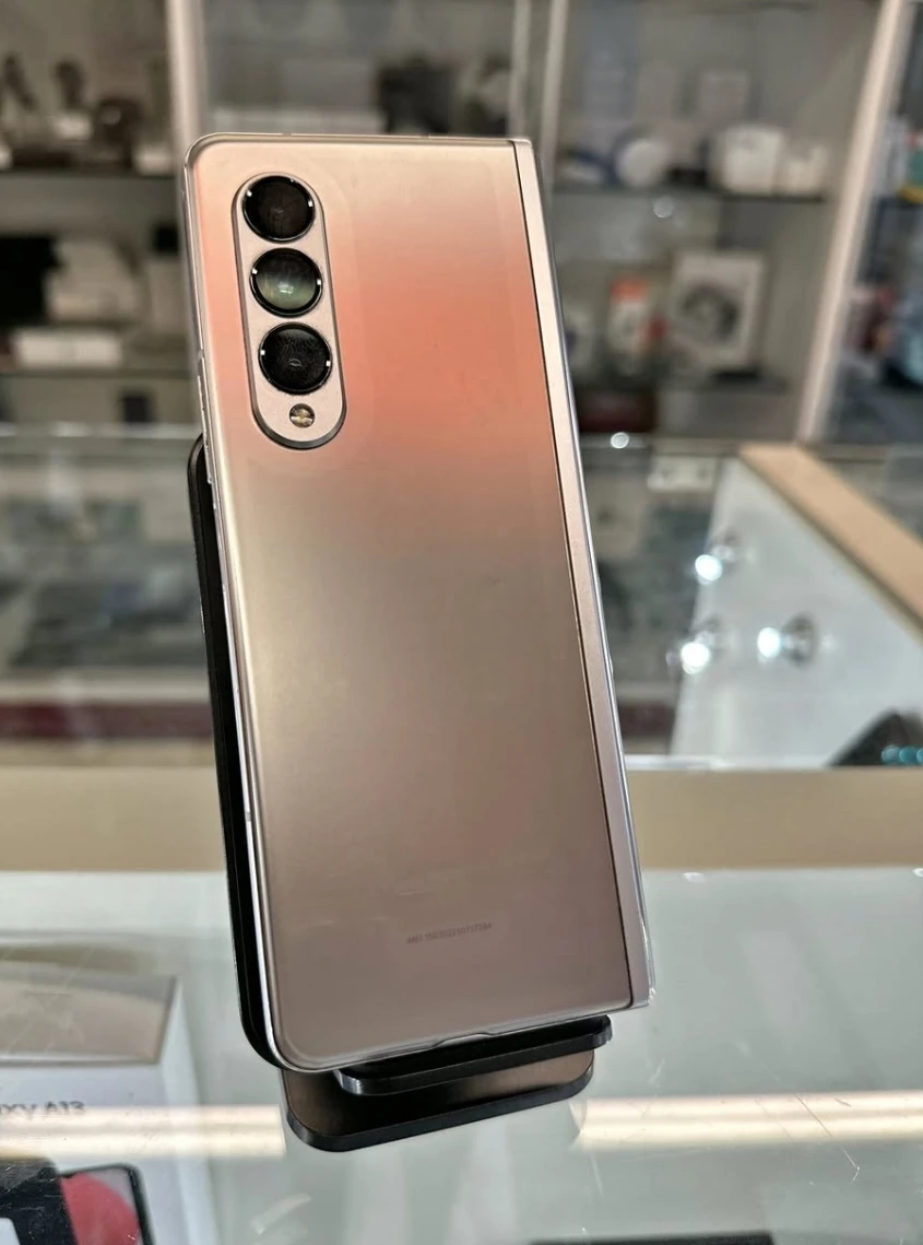 Samsung Galaxy Z Fold5 256gb 12GB Ram Unlocked  lean - photo 5