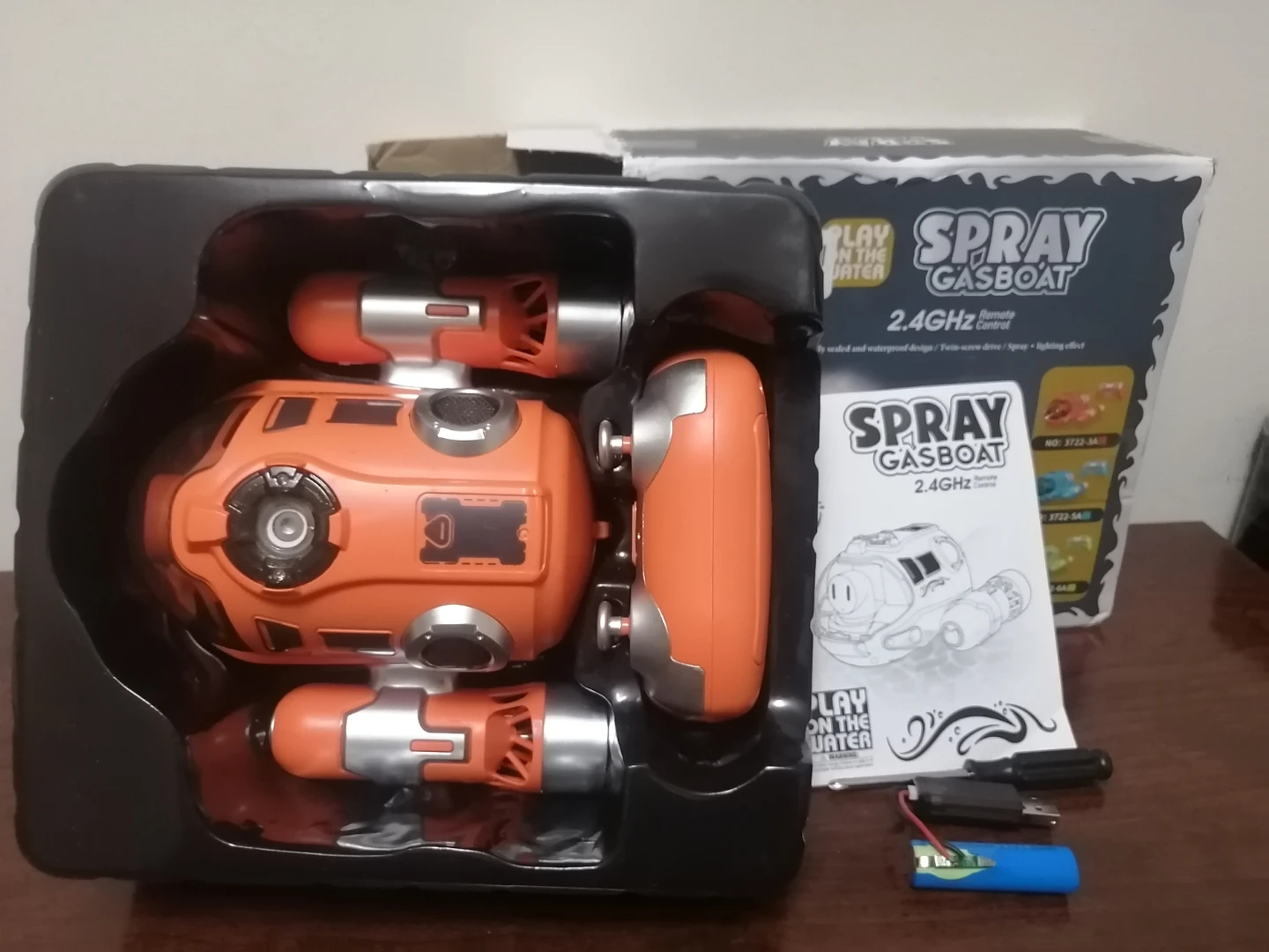 Spray Gasboat 2.4GHz Remote Control Boat - photo 2