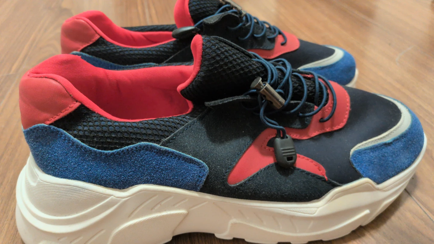 Brand New Men's Sneakers size 10.5 - photo 2