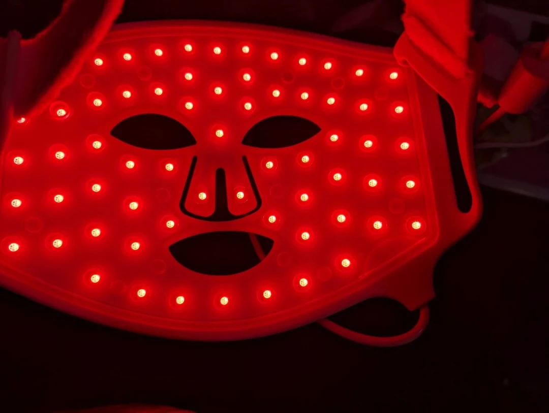 Current Body LED mask