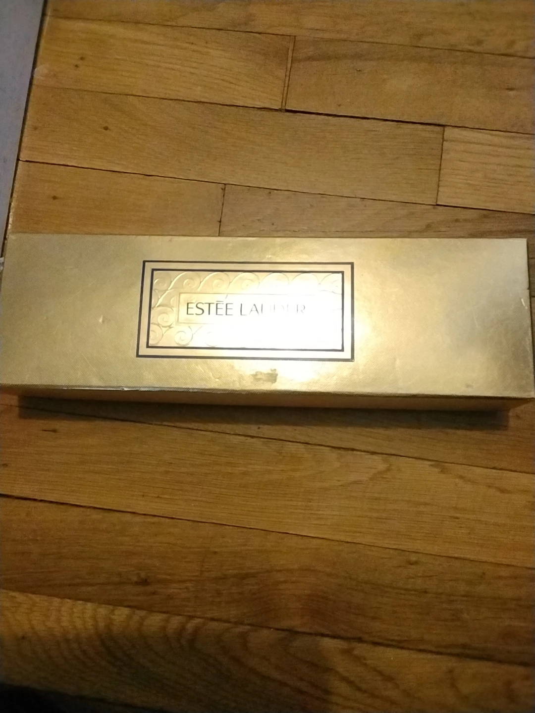 Estee Lauder Mini Perfume Collection with Purse Keychain - photo 2