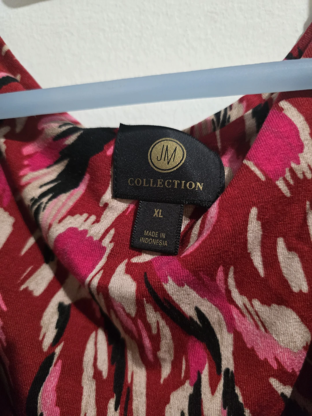 JM Collection XL Red Print Cold Shoulder Top - photo 2
