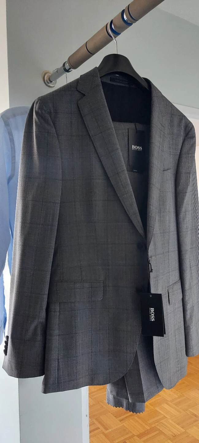 New, BOSS Novan6/Ben2 Suit - Medium Grey, Size 38R