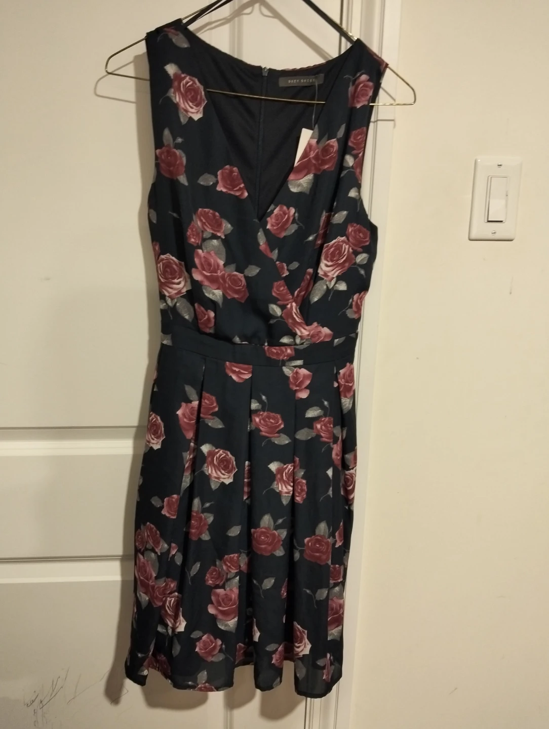 Suzy Shier Floral Rose Dress