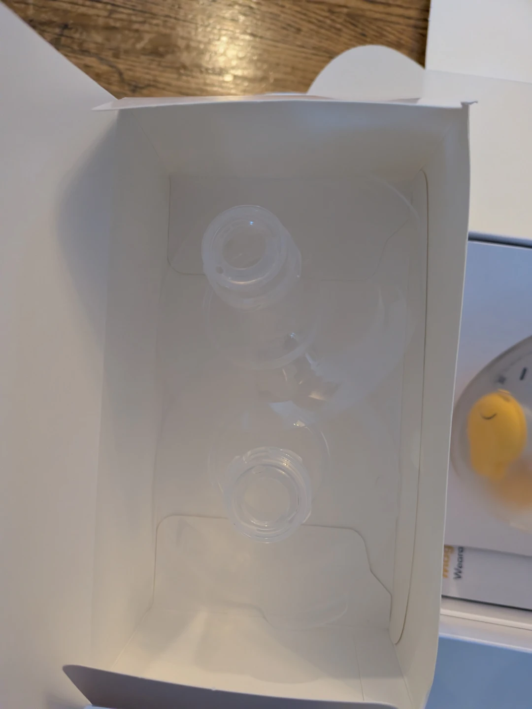 Medela Magic InBra Wearable Breast Pump - photo 3