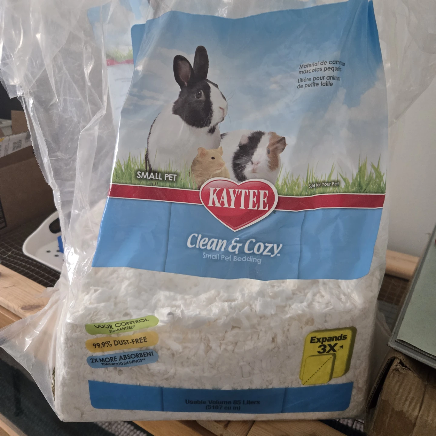 Kaytee Clean & Cozy Small Pet Bedding