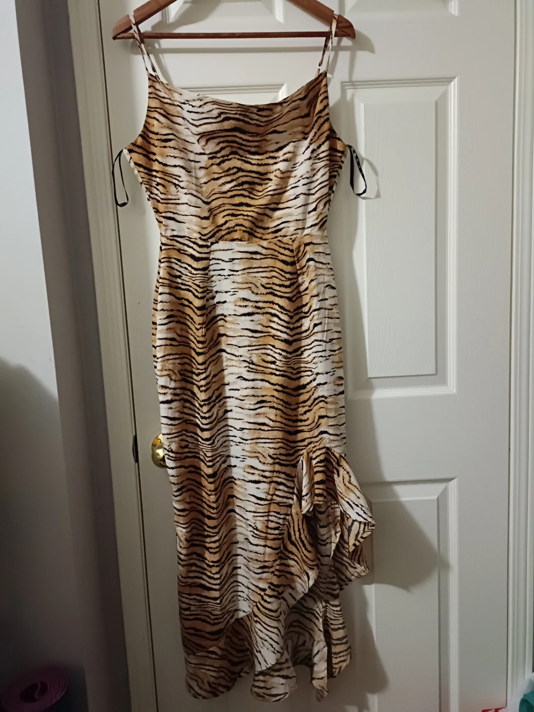 Missguided Tiger Print Dress - Size US 4 - photo 2