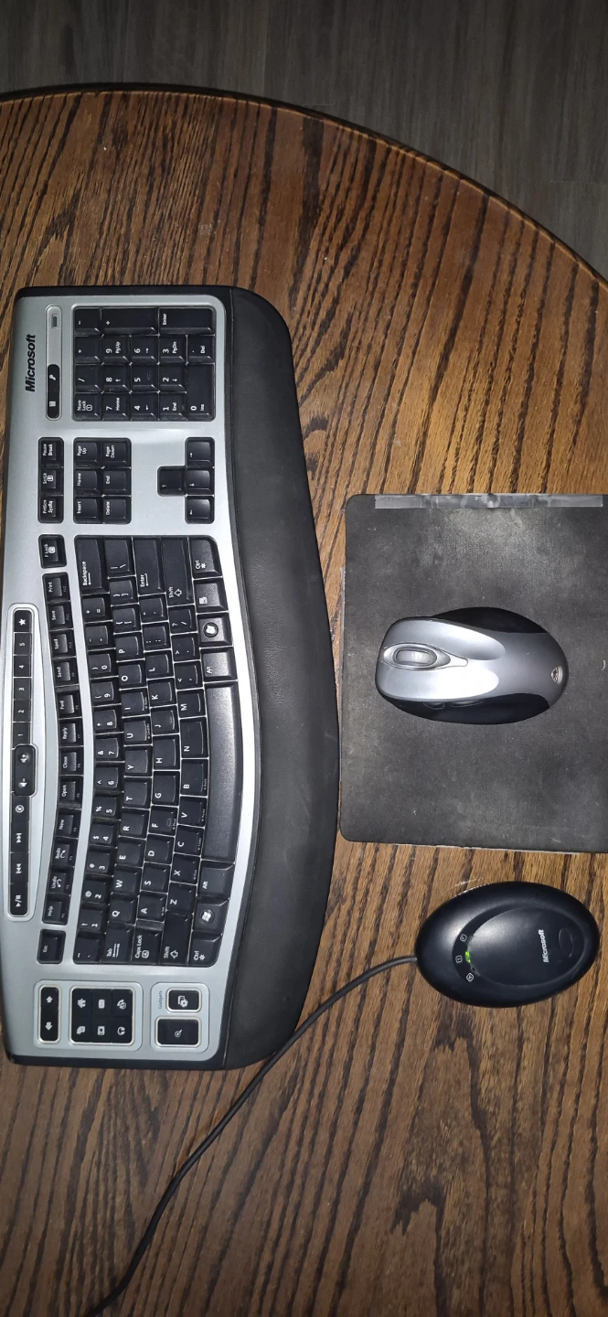 Microsoft wireless keyboard mouse - photo 2