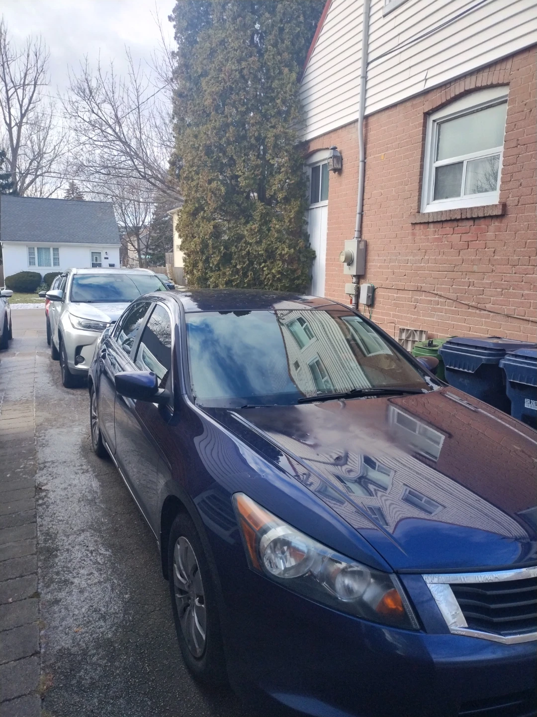 Honda Accord - Blue Sedan