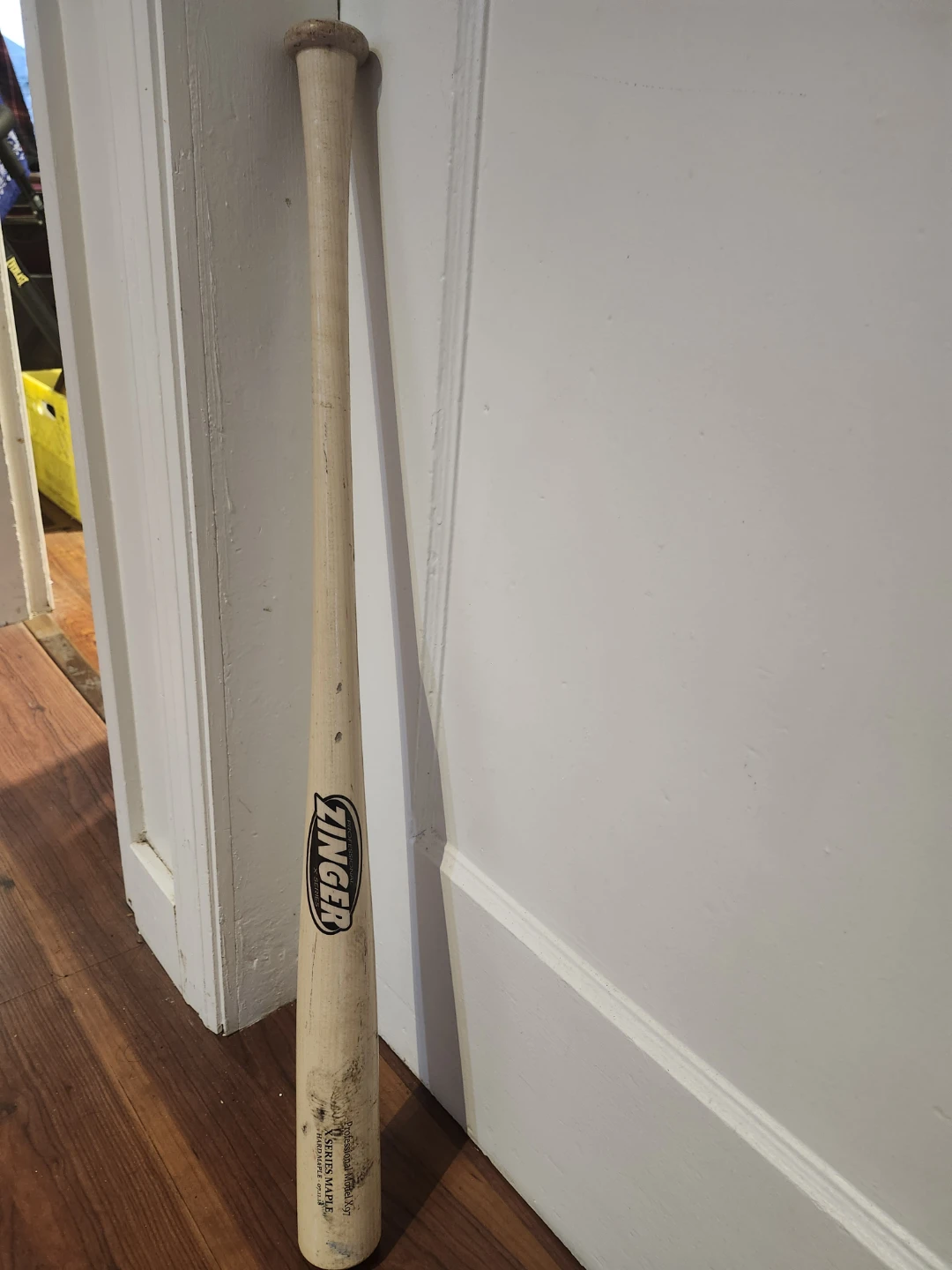 Zinger Professional Maple Baseball Bat