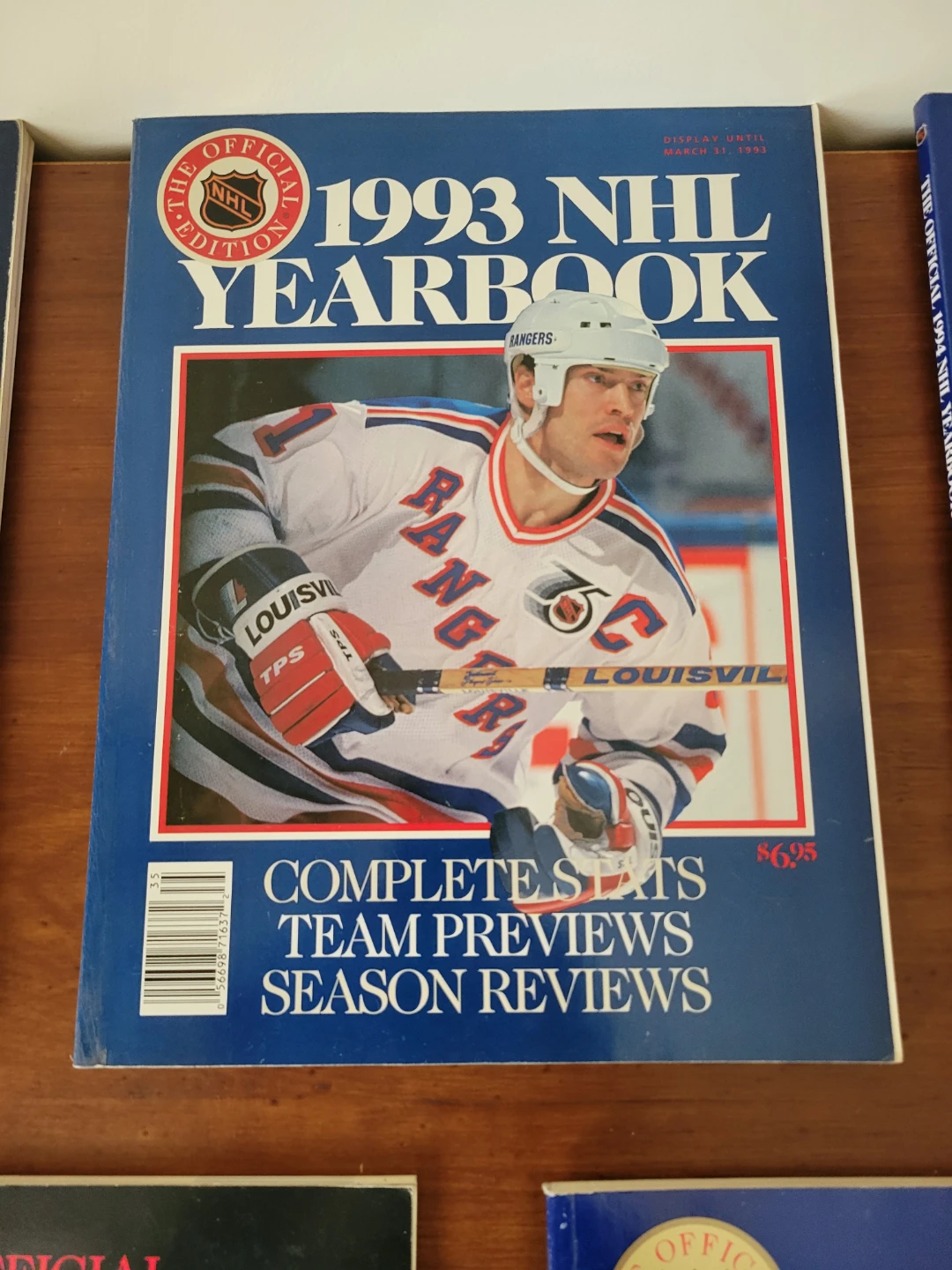 NHL Yearbooks 1990-1994 - photo 4