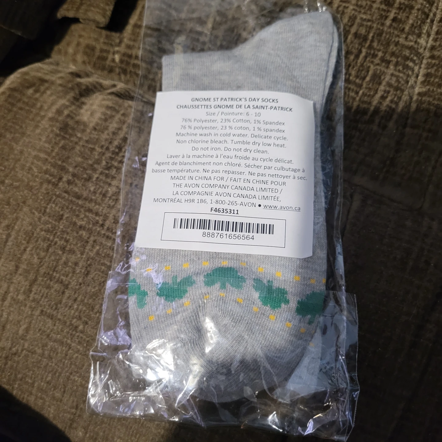 New Avon Gnome St. Patrick's Day Socks Size 6-10