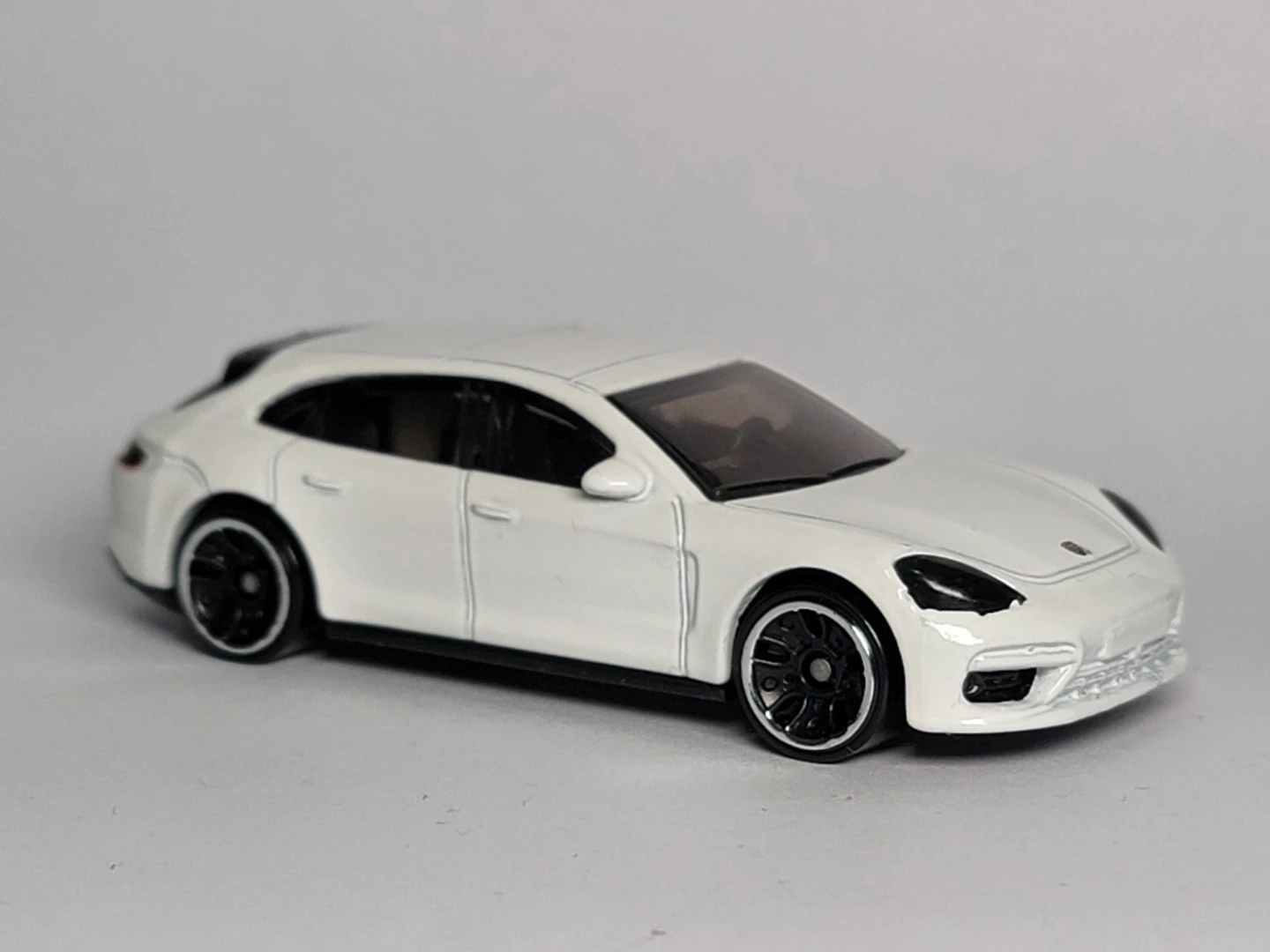 Hot Wheels Porsche Panamera Turbo S